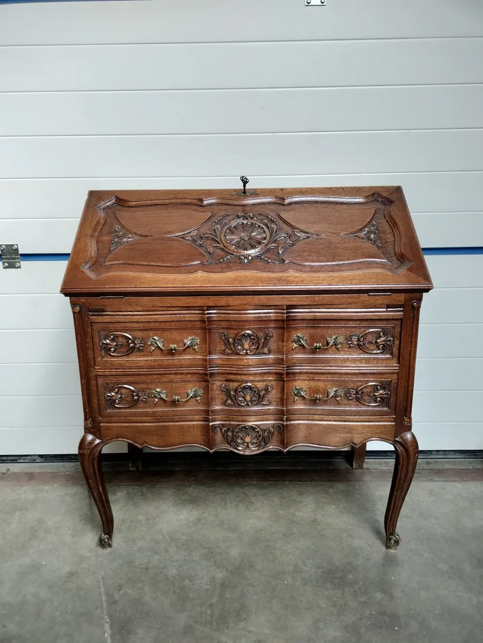 Secretaire